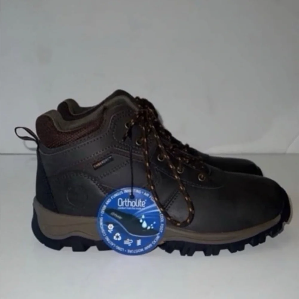 NWT Timberland Youth Mt. Maddsen Waterproof Hiking Boots size 5.5